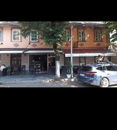 Auberge de jeunesse Restoran Ruza à Jablanica Extérieur photo